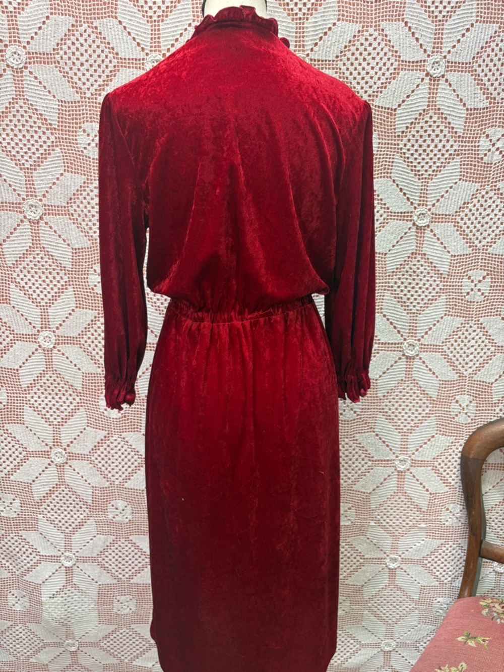 Vintage Red Velvet Dress | Ruffle Button Front Sz M - Picture 8 of 10